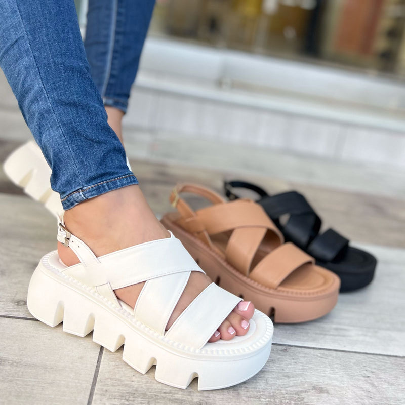 Sandalia Comfort Cross 3